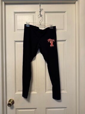 Illinois Black Women’s Leggings with Red Accent